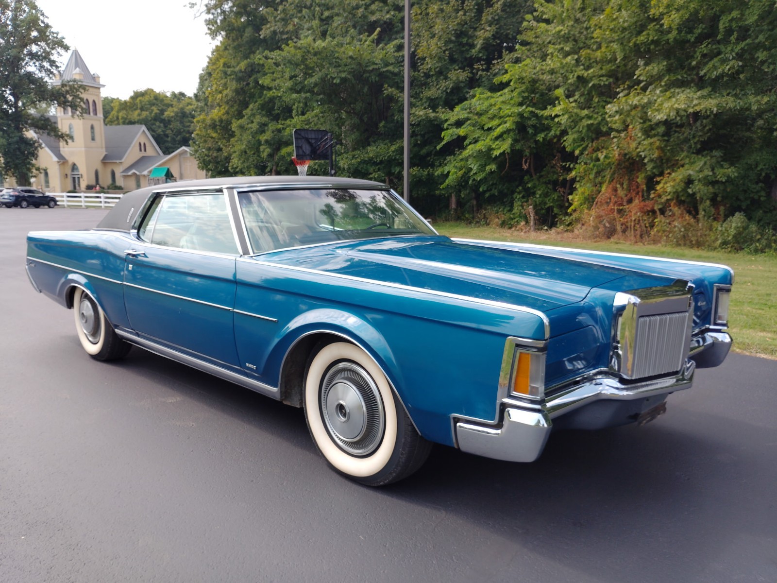 Lincoln-Mark-Series-1970-Coupe-9