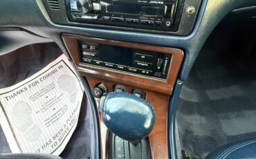 Lincoln-Mark-Series-1994-Coupe-17