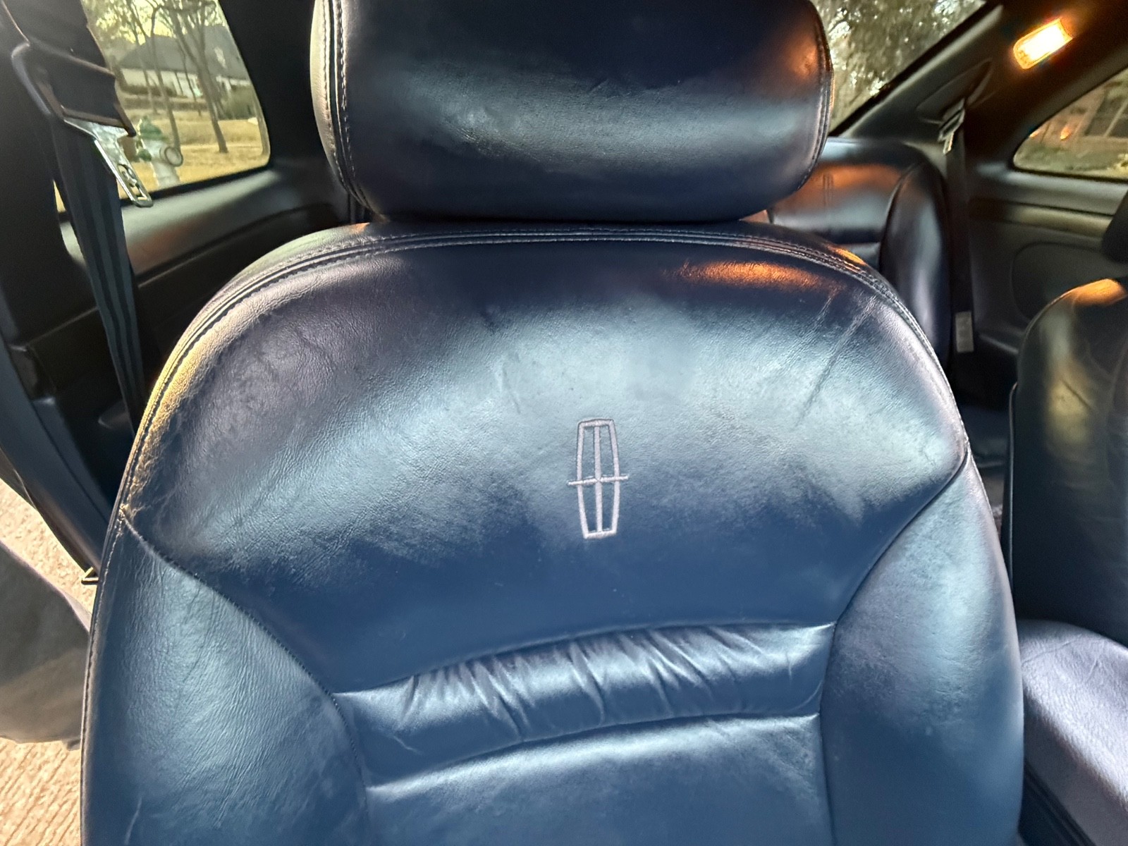 Lincoln-Mark-Series-1994-Coupe-21