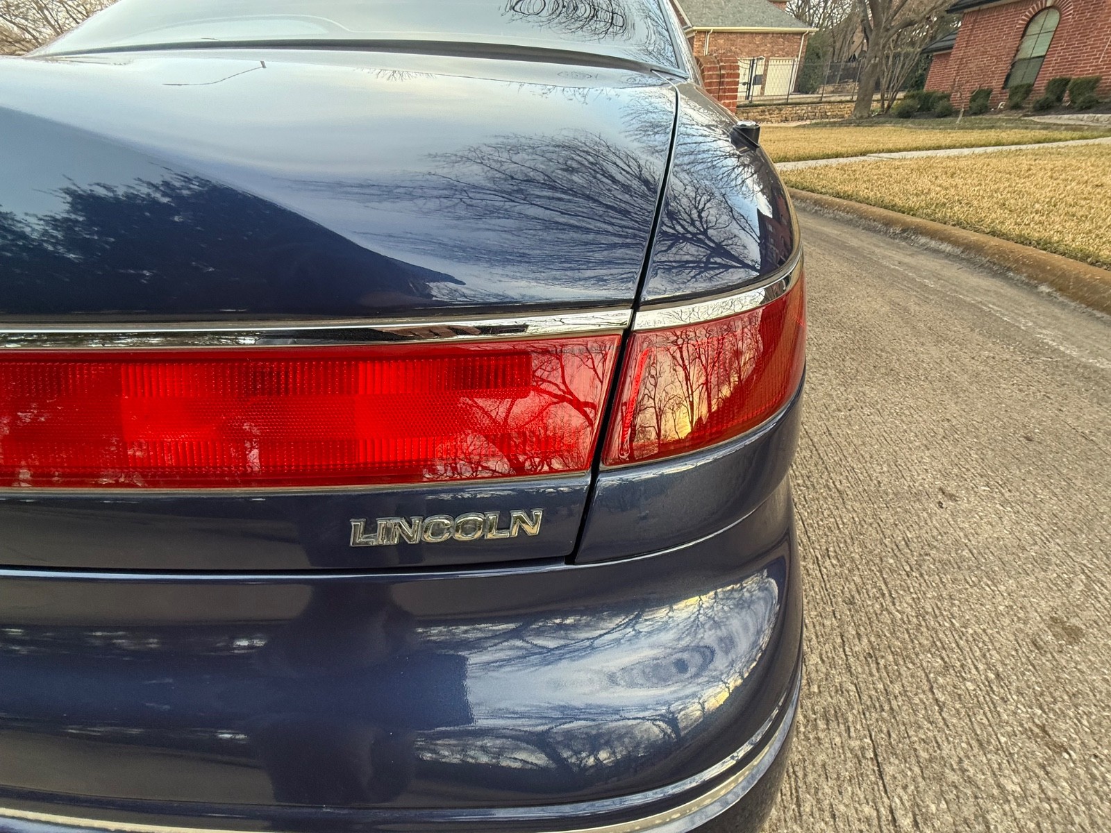 Lincoln-Mark-Series-1994-Coupe-7