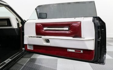 Lincoln-Mark-V-1977-15