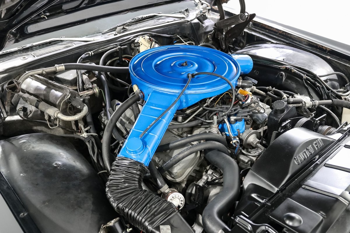 Lincoln-Mark-V-1977-8