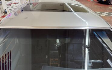 Lincoln-Mark-VII-1988-COUPE-29