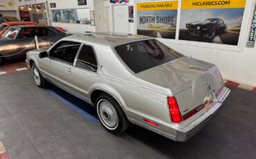 Lincoln-Mark-VII-1988-COUPE-3