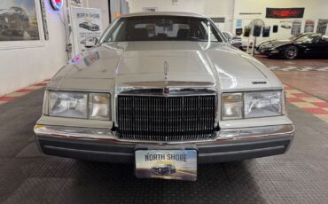 Lincoln-Mark-VII-1988-COUPE-7