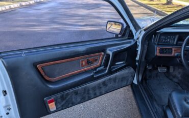 Lincoln-Mark-VII-1990-COUPE-17