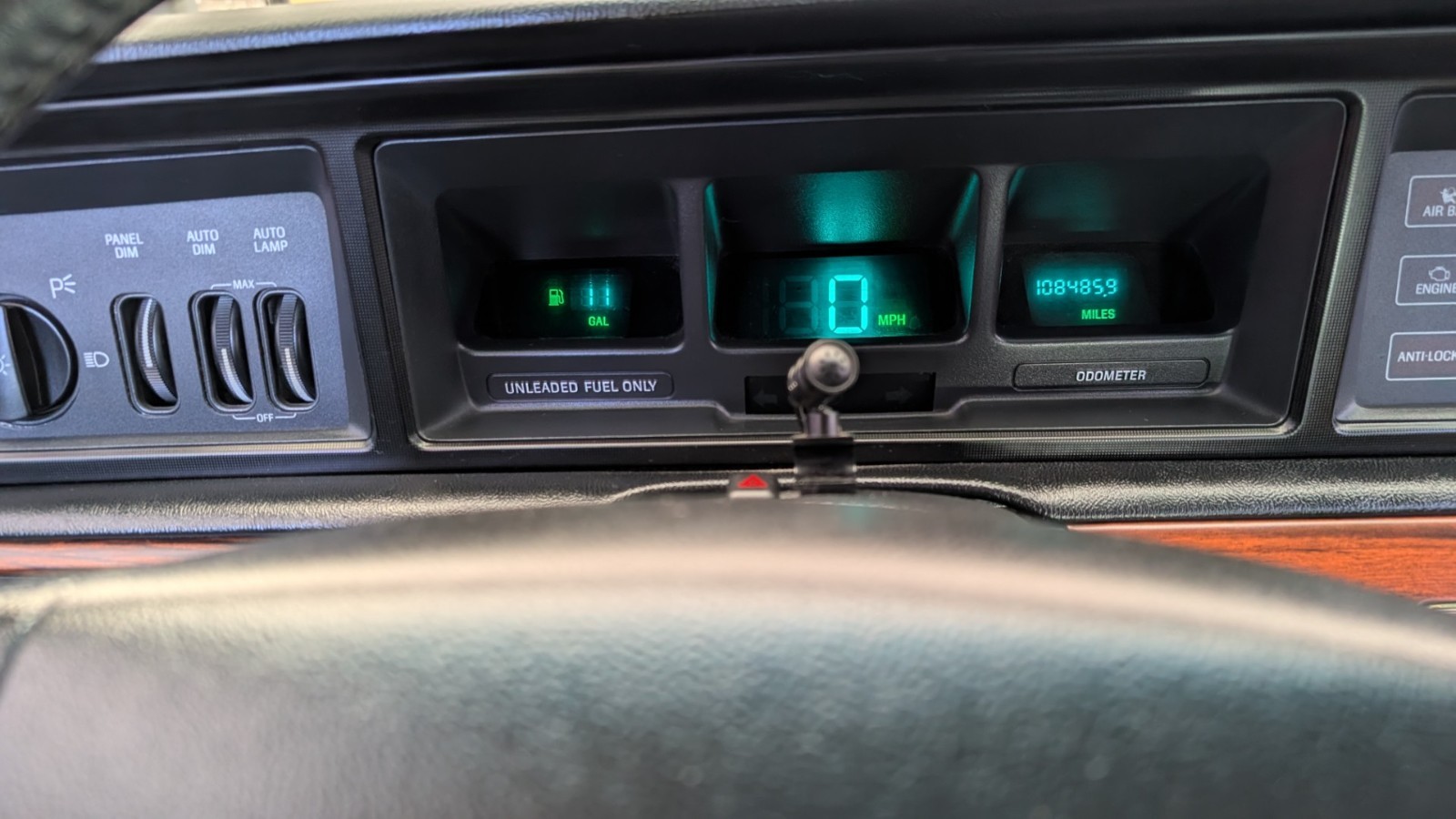 Lincoln-Mark-VII-1990-COUPE-20