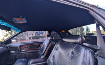 Lincoln-Mark-VII-1990-COUPE-24