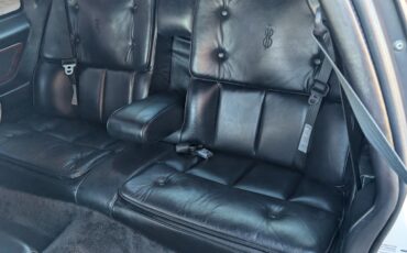 Lincoln-Mark-VII-1990-COUPE-26