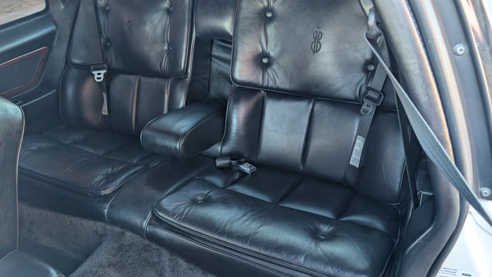 Lincoln-Mark-VII-1990-COUPE-26