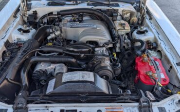 Lincoln-Mark-VII-1990-COUPE-32