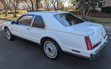 Lincoln-Mark-VII-1990-COUPE-8