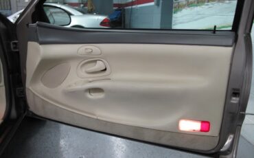 Lincoln-Mark-VIII-1995-COUPE-11