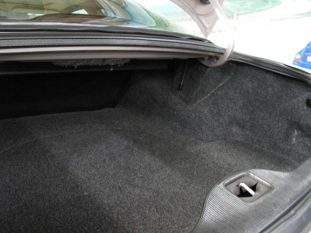 Lincoln-Mark-VIII-1995-COUPE-19