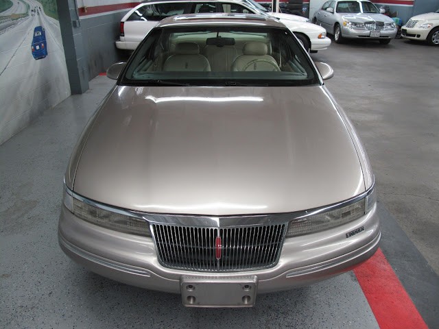 Lincoln-Mark-VIII-1995-COUPE-28