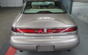 Lincoln-Mark-VIII-1995-COUPE-33