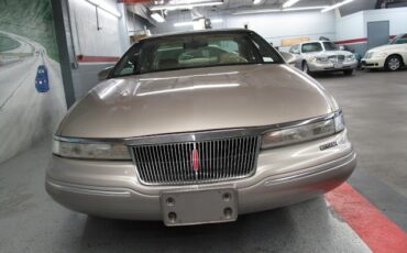 Lincoln-Mark-VIII-1995-COUPE-5