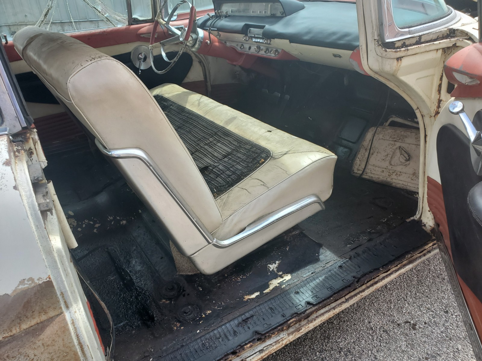 Lincoln-Premiere-1956-Coupe-13