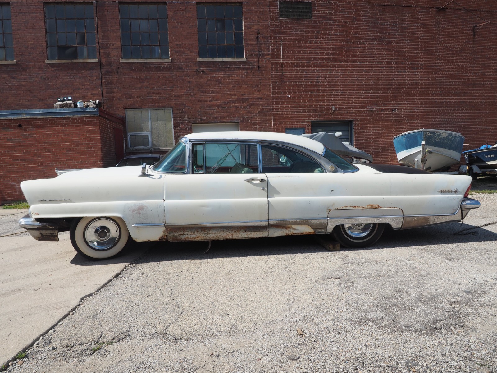 Lincoln-Premiere-1956-Coupe-2