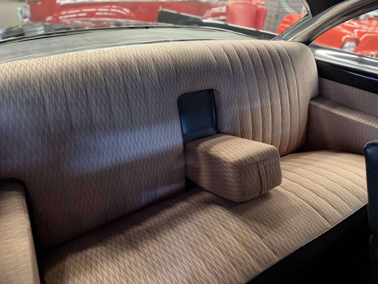 Lincoln-Premiere-1957-Coupe-28