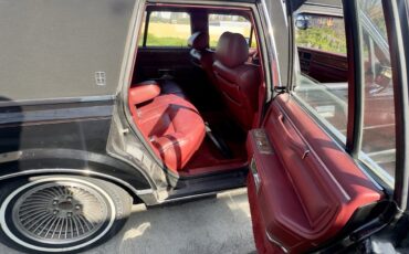 Lincoln-Town-Car-1986-8