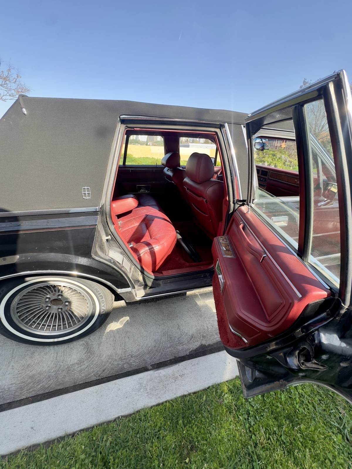 Lincoln-Town-Car-1986-8