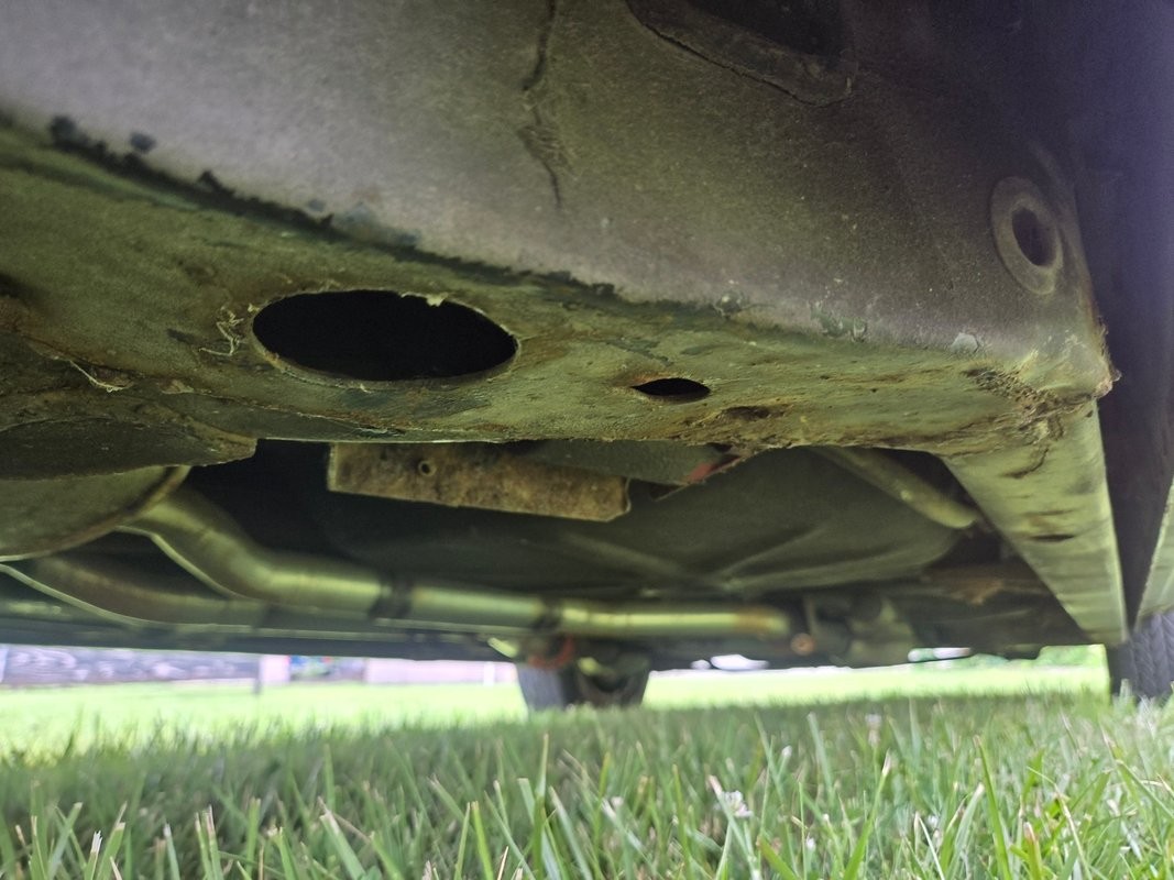 Lincoln-Town-Car-1988-Sedan-24