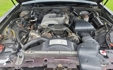 Lincoln-Town-Car-1988-Sedan-39