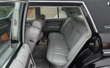 Lincoln-Versailles-1979-Sedan-3