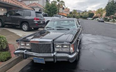 Lincoln-Versailles-1979-Sedan-4