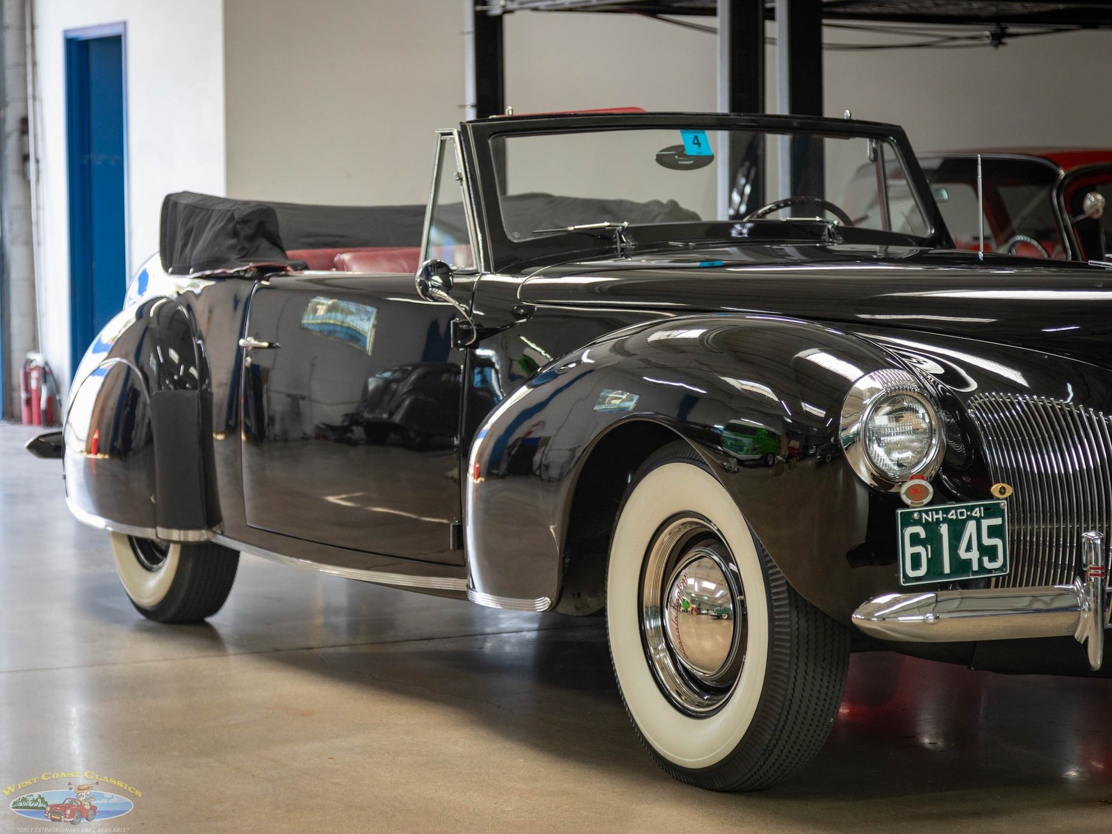 Lincoln-Zephyr-Continental-V12-1940-Convertible-11