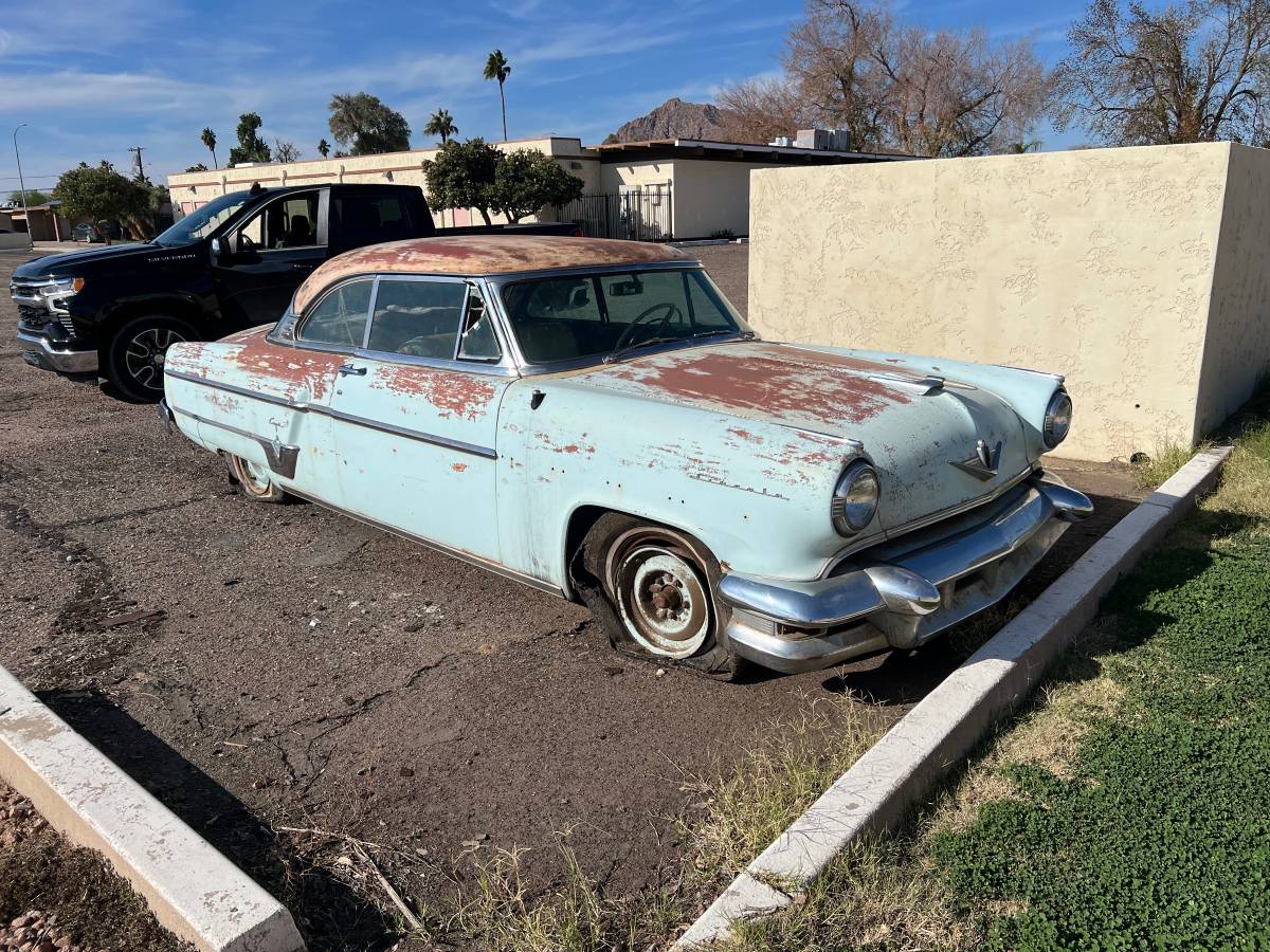 Lincoln-capri-1954-2