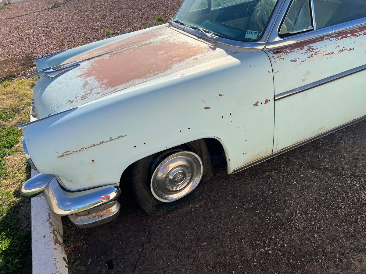 Lincoln-capri-1954-4