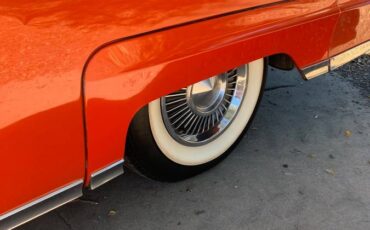 Lincoln-continental-1958-orange-4