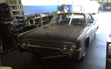 Lincoln-continental-1962-black-8