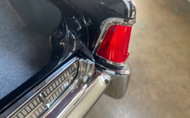 Lincoln-continental-1963-black-11