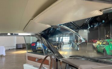 Lincoln-continental-1963-black-13