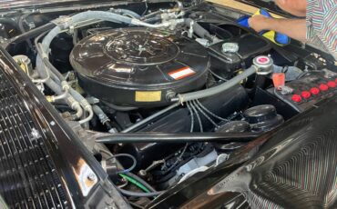 Lincoln-continental-1963-black-19