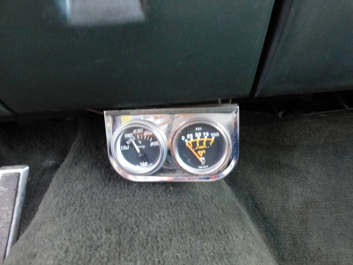 Lincoln-continental-1967-brown-13