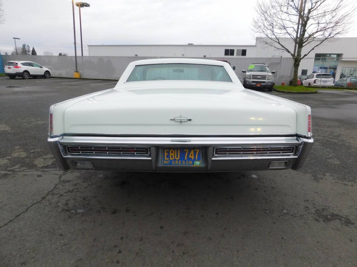 Lincoln-continental-1967-brown-6