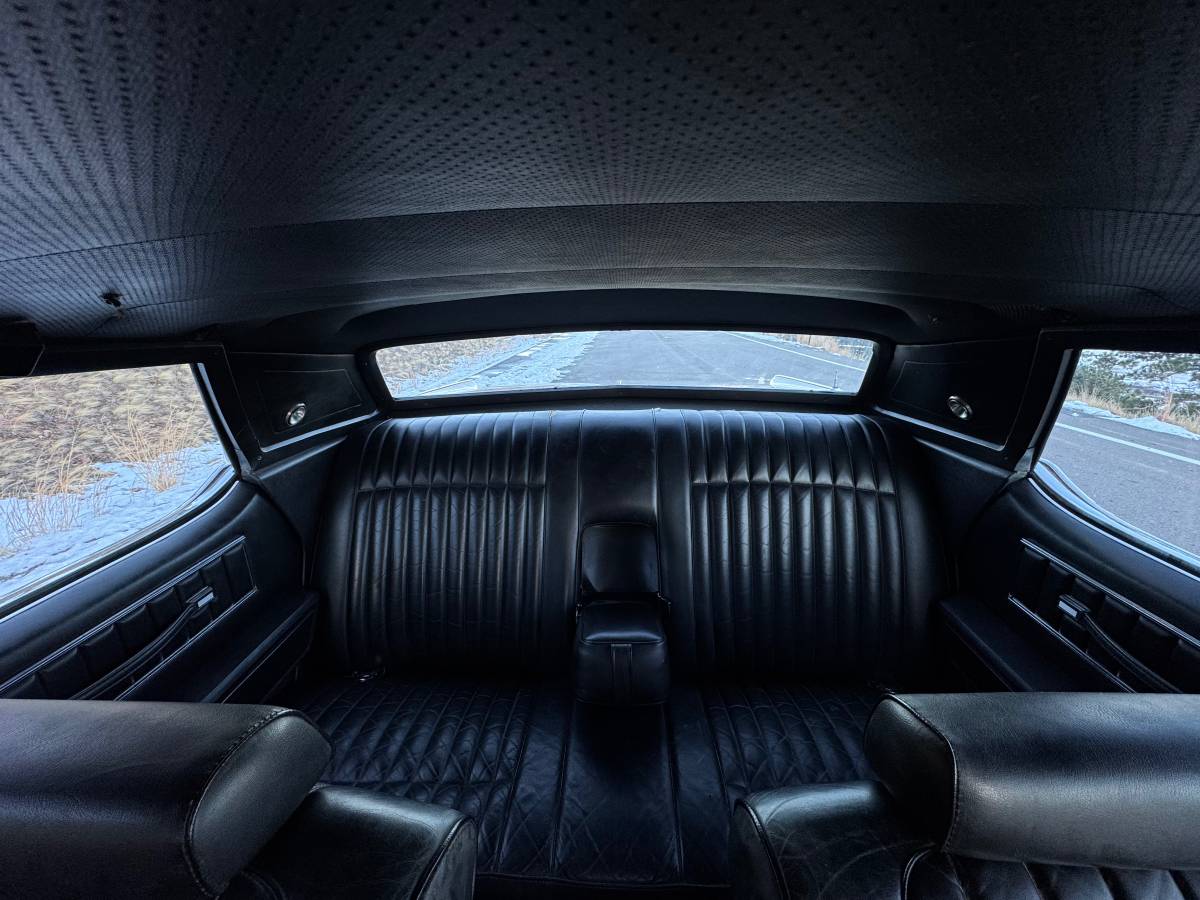 Lincoln-continental-1973-12