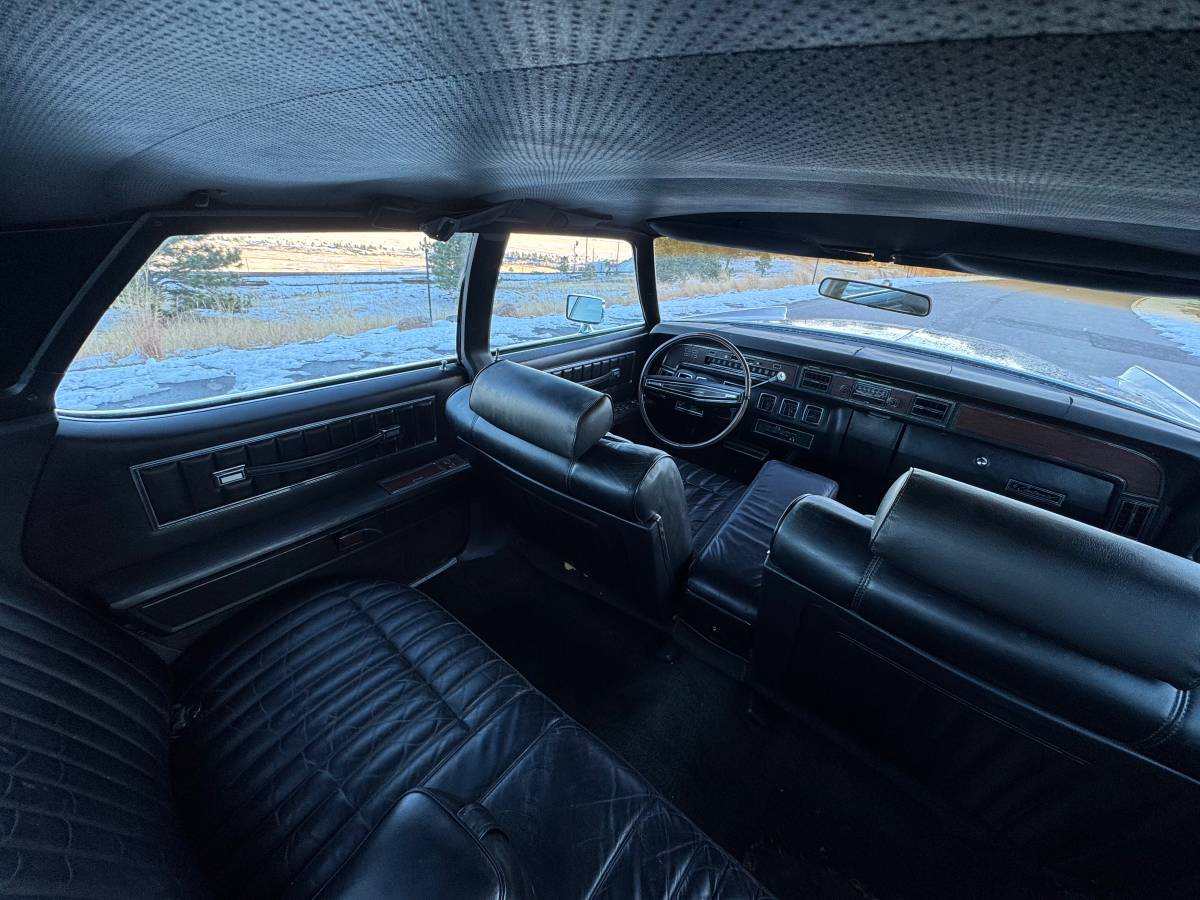 Lincoln-continental-1973-14