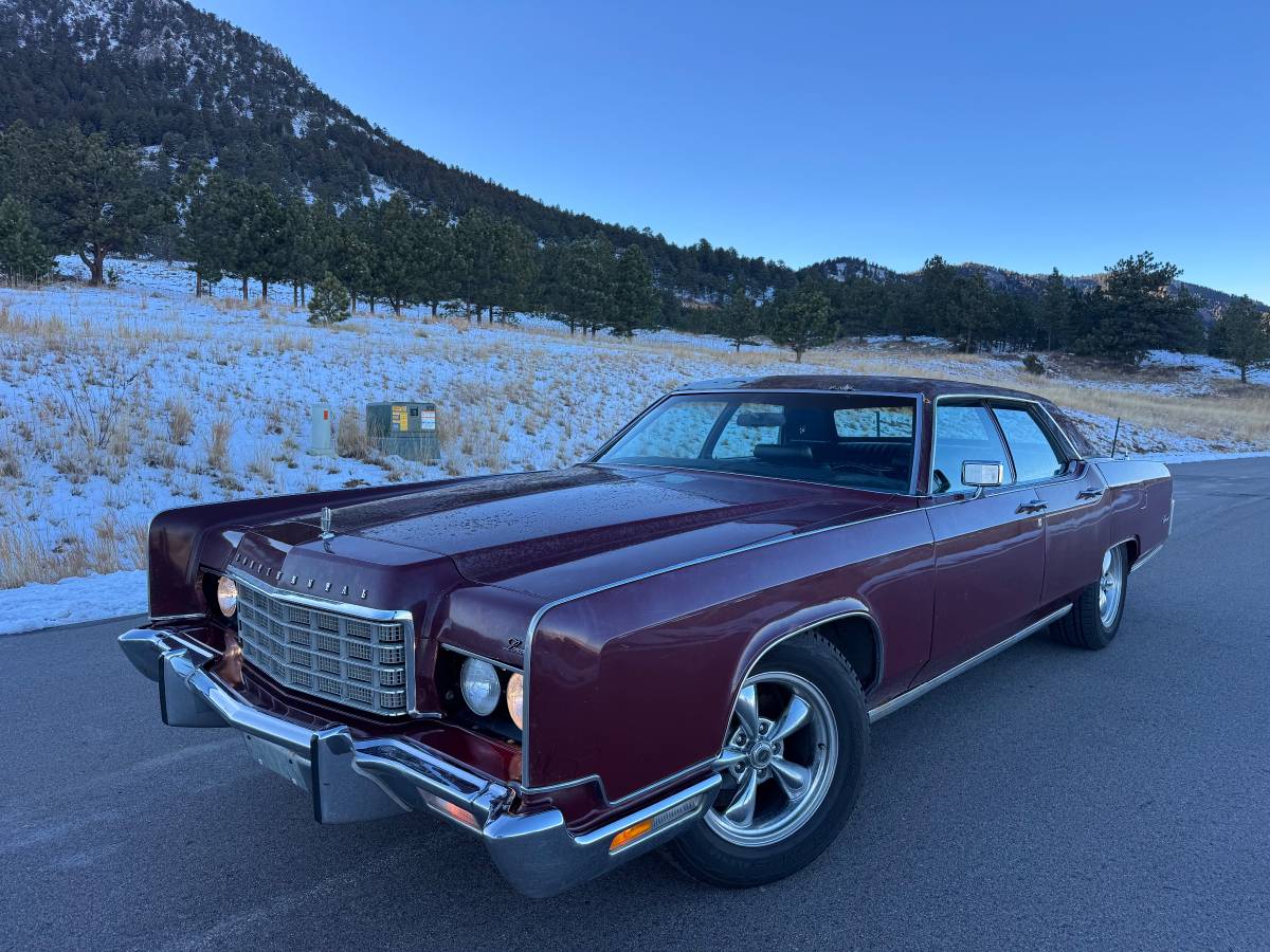 Lincoln-continental-1973