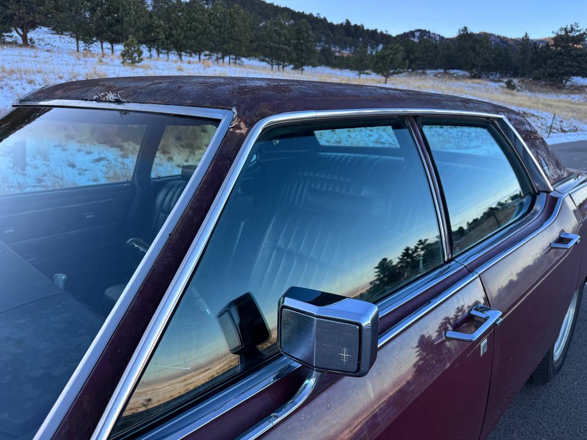 Lincoln-continental-1973-2