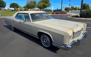 Lincoln-continental-1973