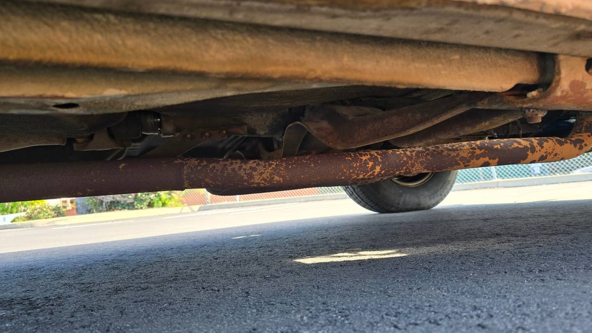 Lincoln-continental-1973-4