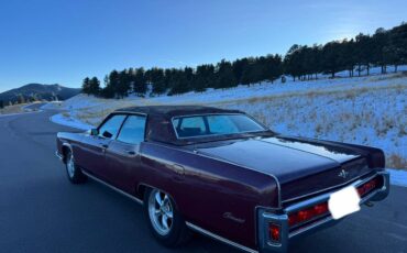 Lincoln-continental-1973-9