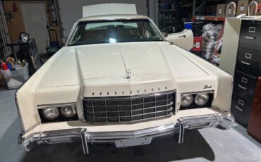 Lincoln-continental-1973-white-1