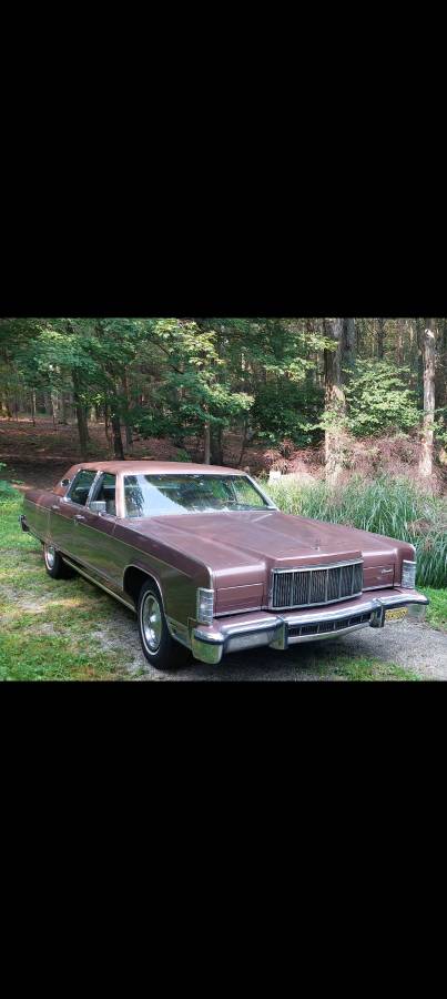 Lincoln-continental-1976-brown-12