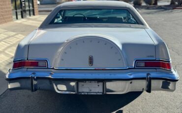 Lincoln-continental-1976-grey-108